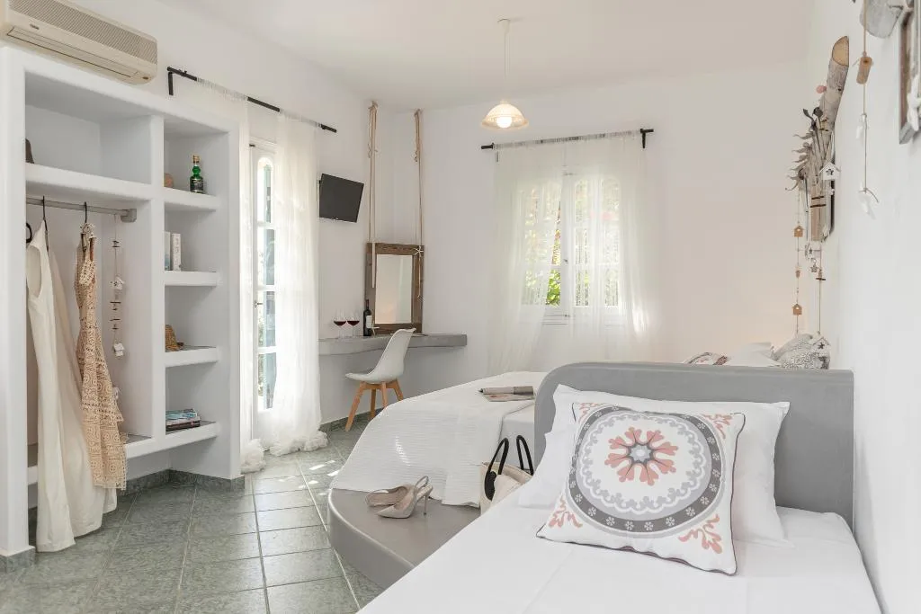 STUDIO SUPERIOR WITH TERRACE Room, Palatiana Agriturismo - Philoxenia Cottages, Crete