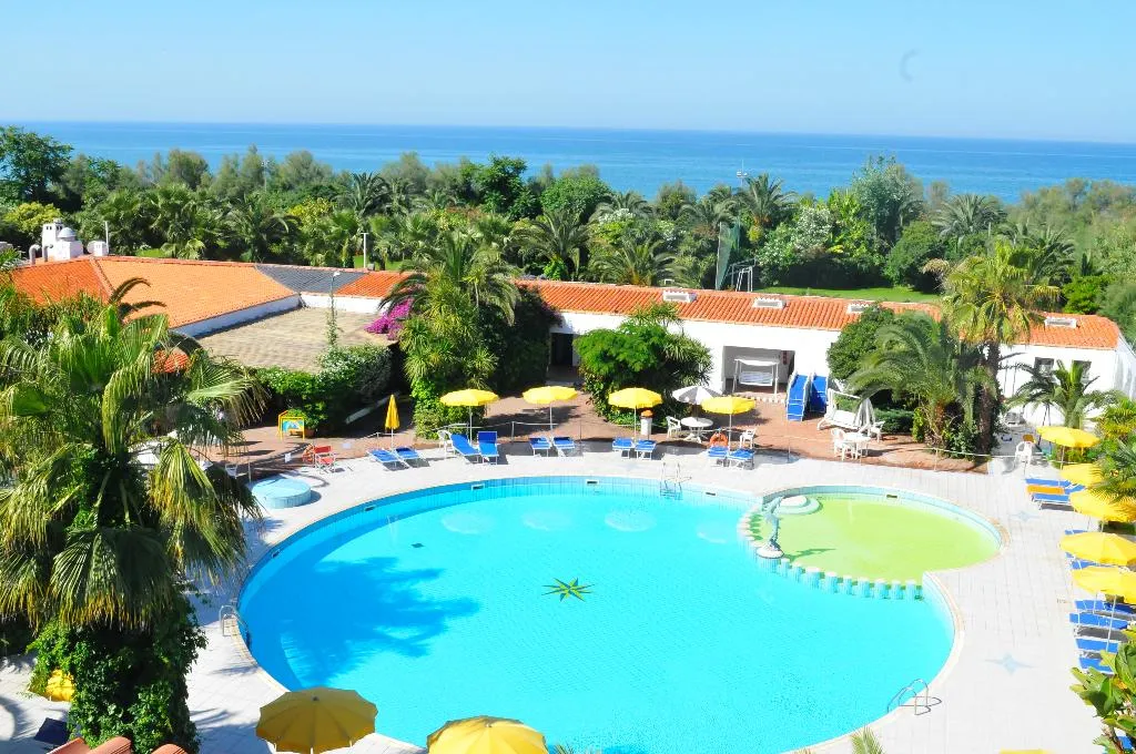Pool, Marina Club Hotel, Naples