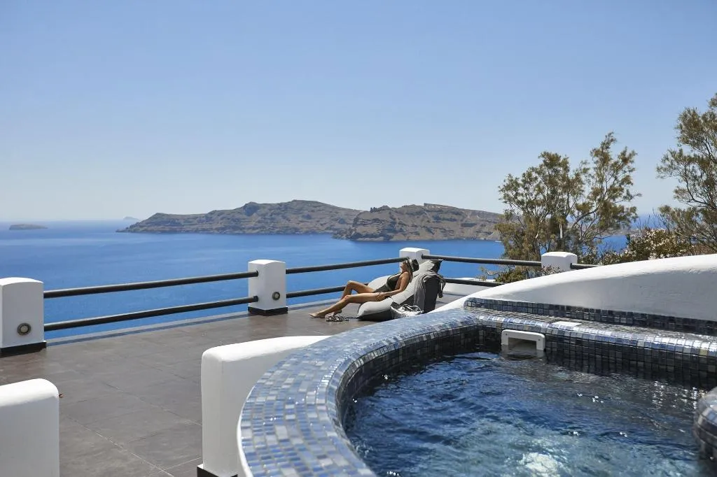 Room, Oia Suites, Santorini