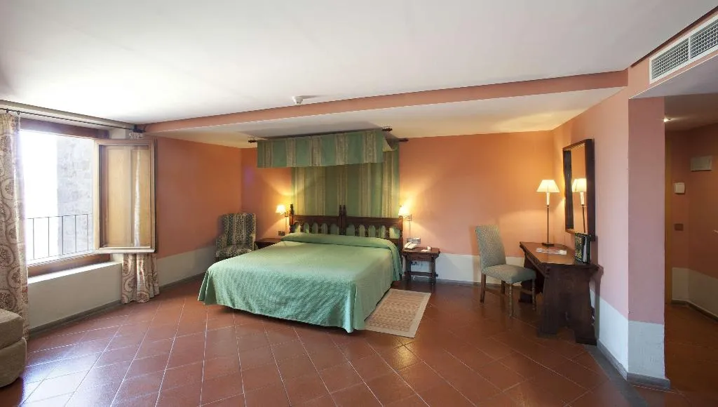 DOUBLE STANDARD Room, Parador de Cardona, Barcelona