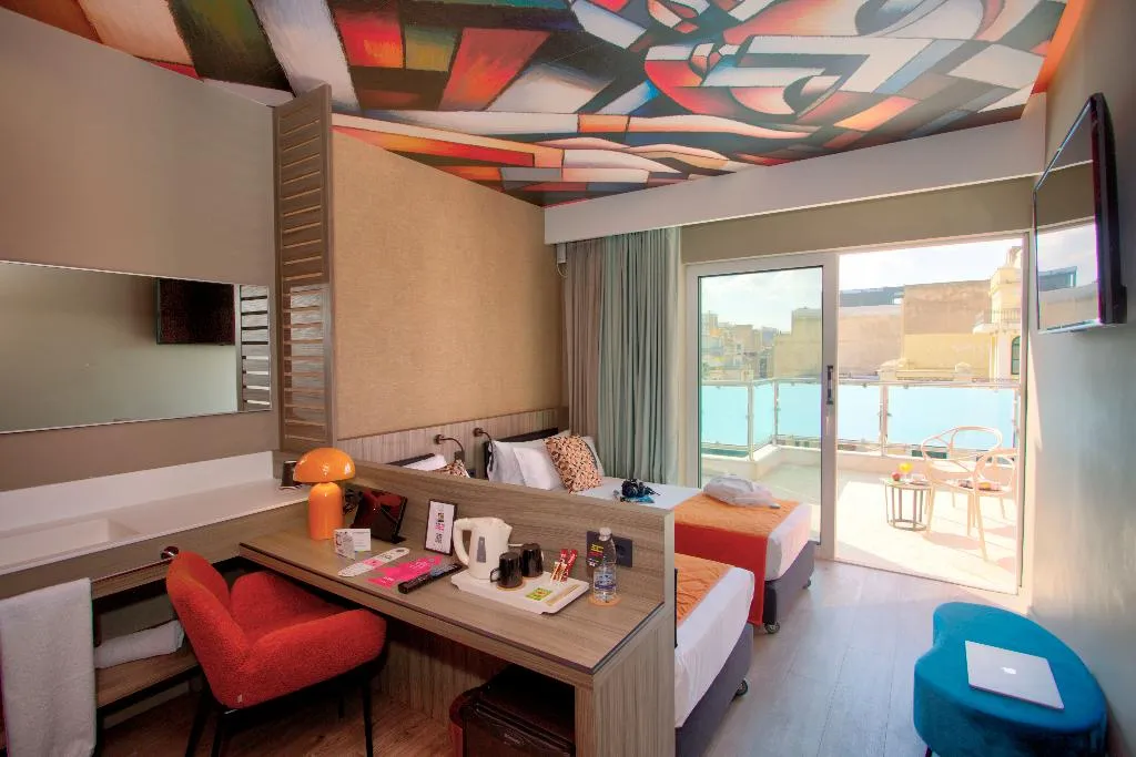 Double or Twin WITH BALCONY Room, Casual Kubic Athens, Athens