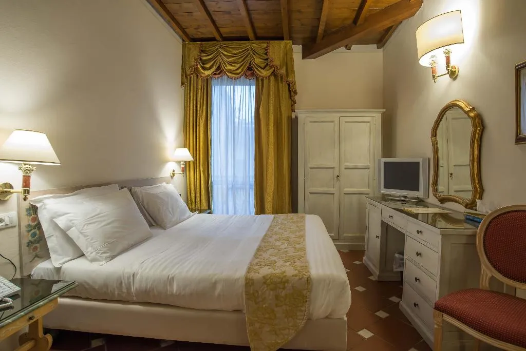 Double or Twin CLASSIC Room, Atlantic Palace, Florence