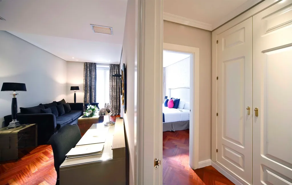 Room, Luxury Suites Madrid, Madrid