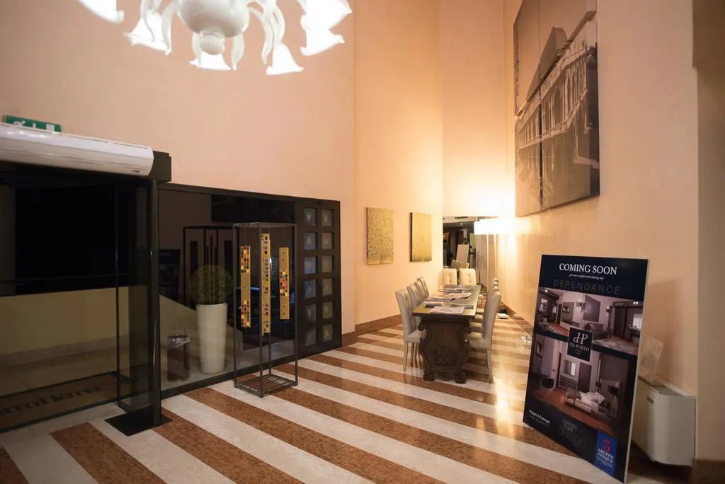Lobby, Da Porto, Venice