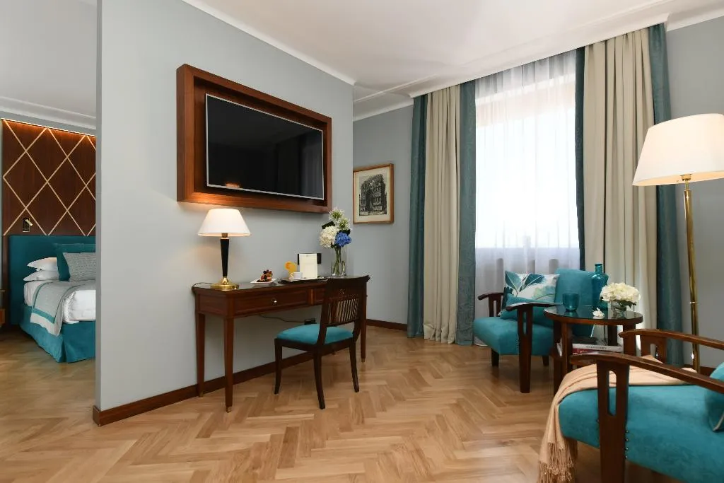 FAMILY ROOM STANDARD Room, Bettoja Hotel Mediterraneo, Rome