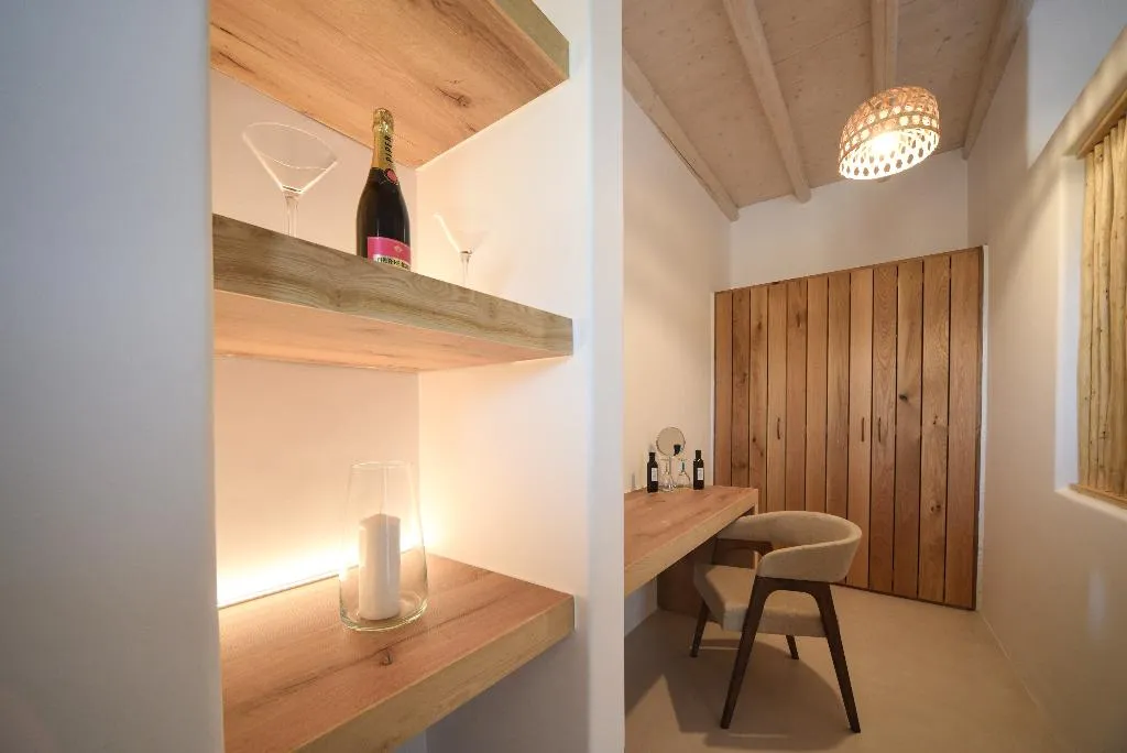 SUITE WITH PRIVATE POOL Room, Myconian Crown Suites by Mr and Mrs White, Mykonos