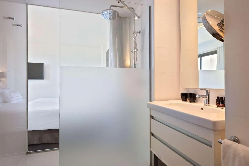 DOUBLE PREMIUM Room, Melia Palma Marina, Majorca