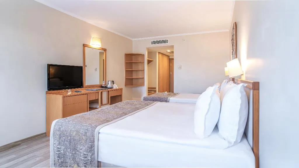 DOUBLE SINGLE USE LAND VIEW Room, Miramare Queen, Antalya