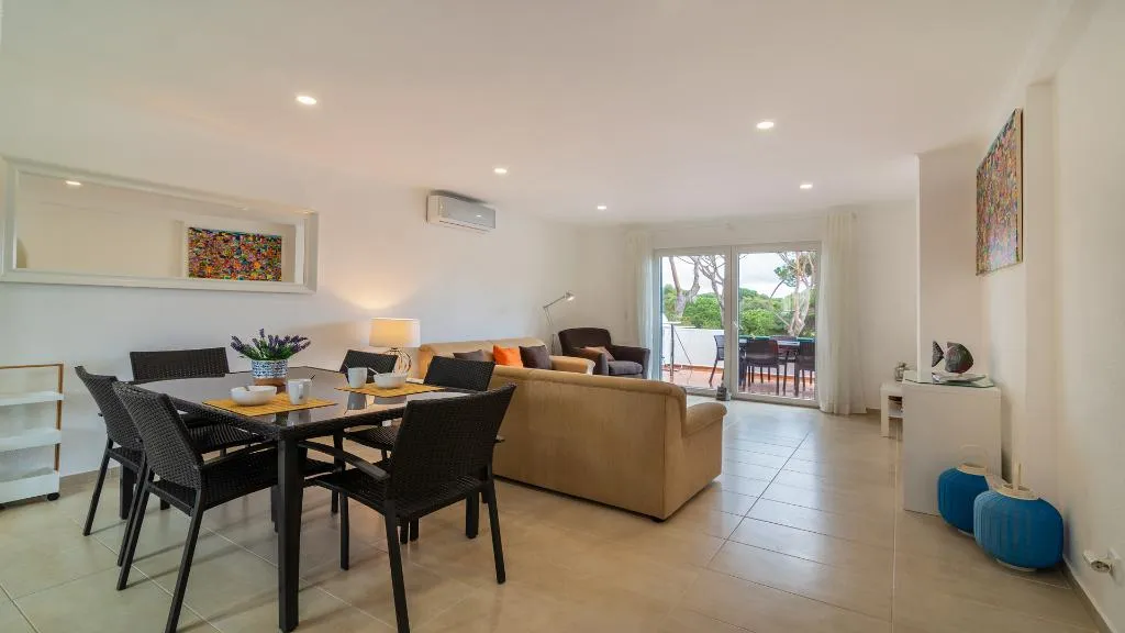 APARTMENT THREE BEDROOMS Room, Apartamentos The Old Village by Village 4u, Algarve