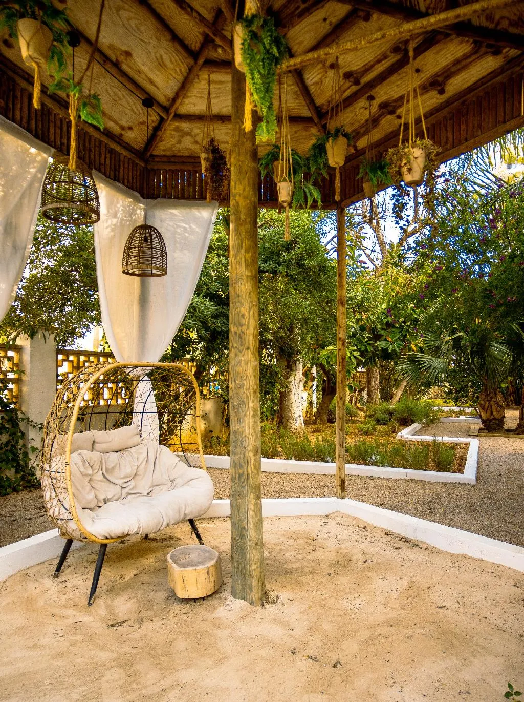 Terrace, Bahia de Alcudia Hotel & Spa, Majorca