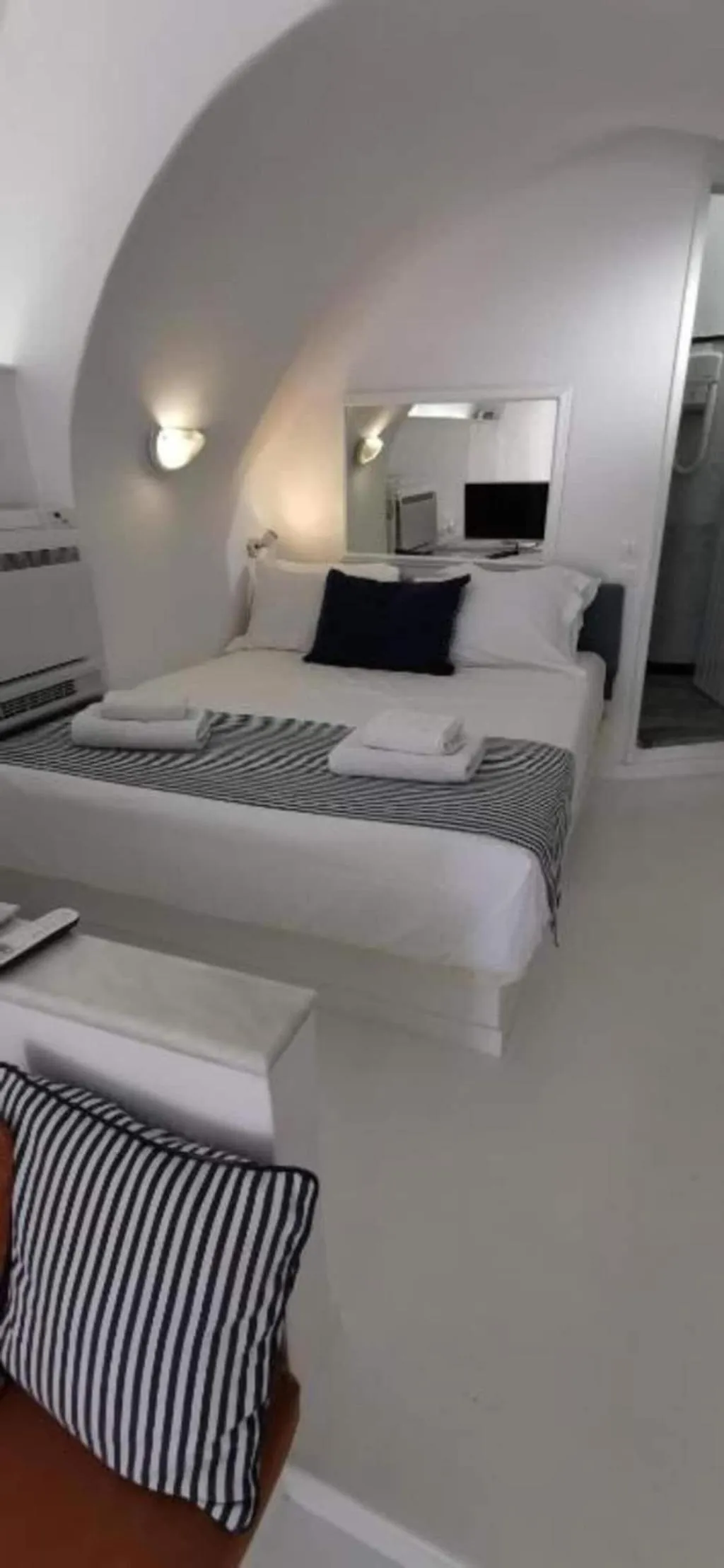 Room, Zenith Blue, Santorini