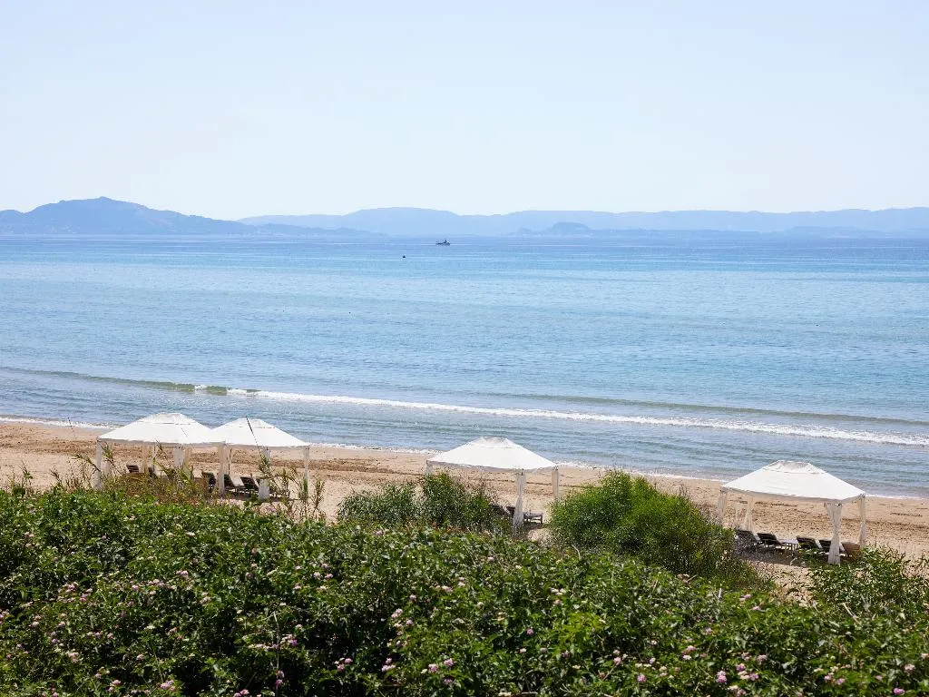 VILLA CAPACITY 8 Room, Mandola Rosa, A Resort to Live, Athens