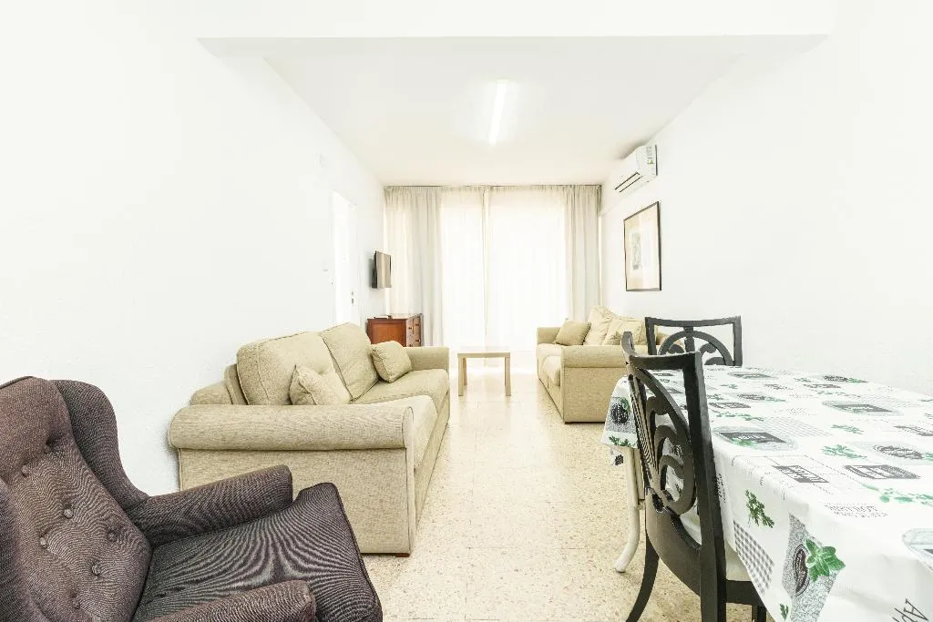 APARTMENT THREE BEDROOMS ONE BATHROOM Room, Apartamentos Maja Beach, Costa Blanca