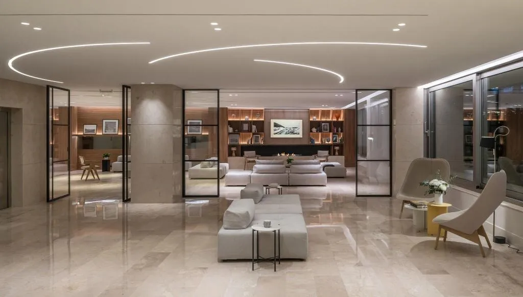 Lobby, Amarilia, Athens