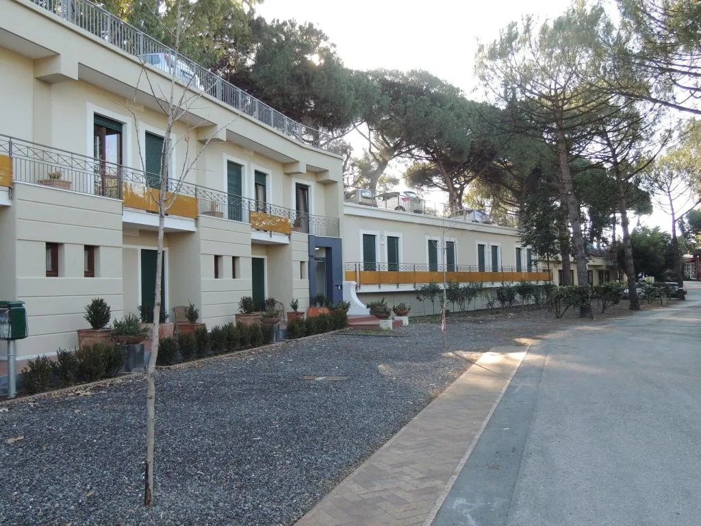 General view, Hotel Zeus Pompei, Naples