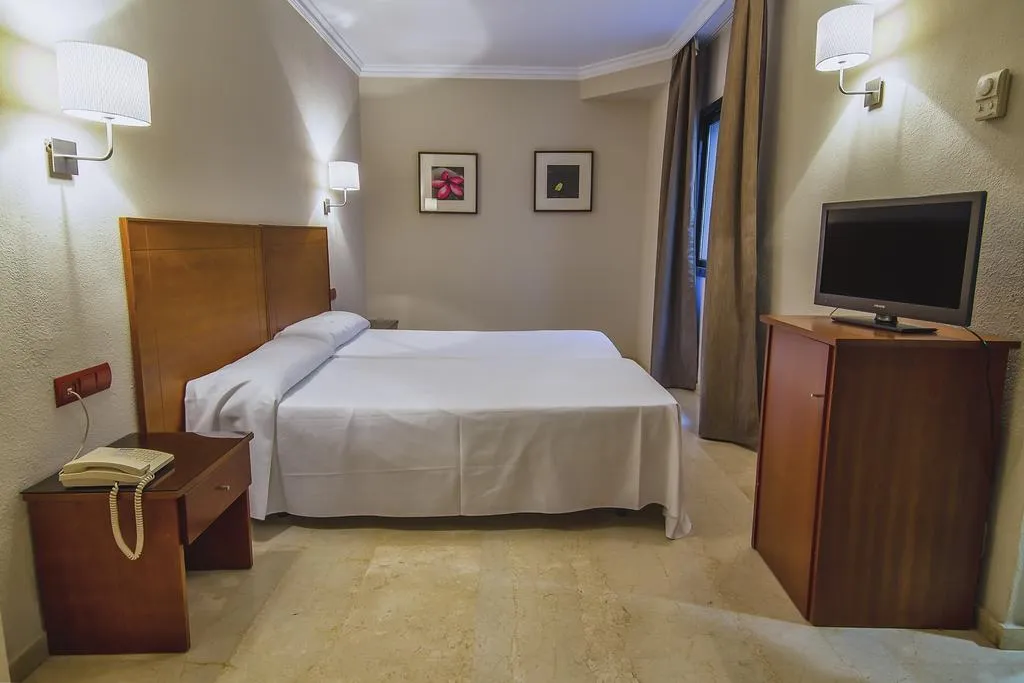 Double or Twin INNER Room, Torremar, Costa Del Sol