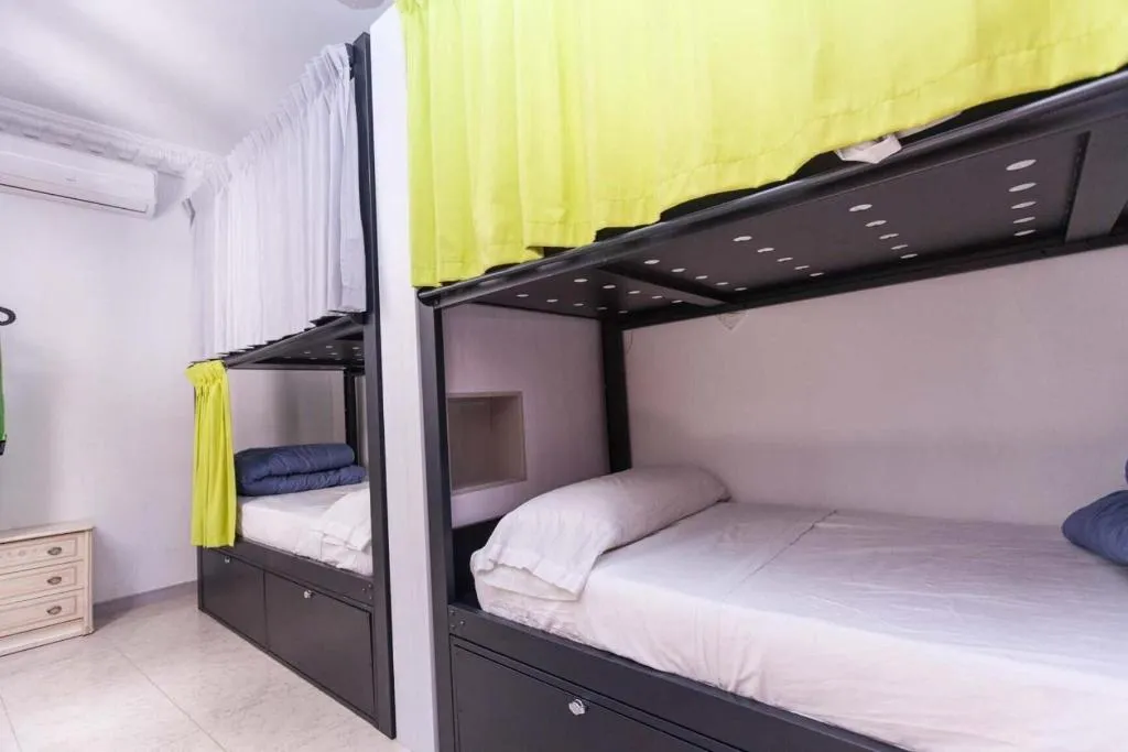 Room, Hostel One Catedral, Seville