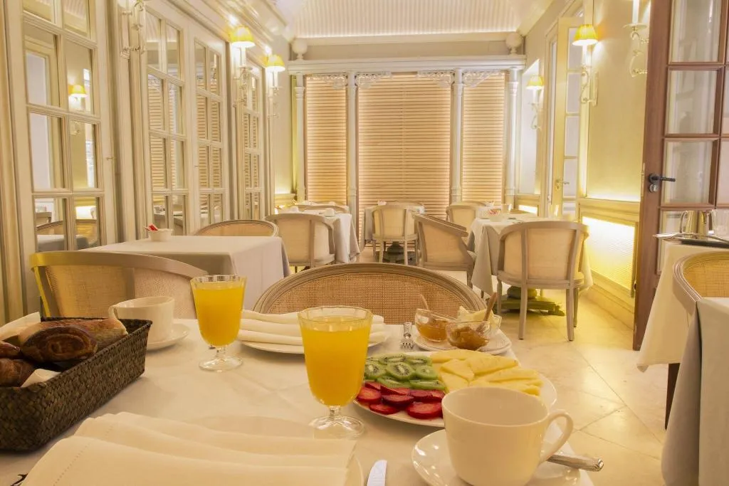 Restaurant, Hotel Casa Del Poeta, Seville