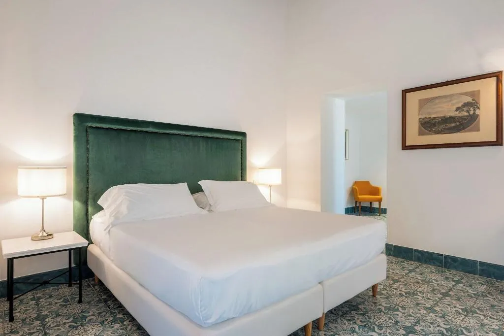 JUNIOR SUITE QUEEN SIZE BED Room, Dimora Caiammari Luxury Hotel & Spa, Catania