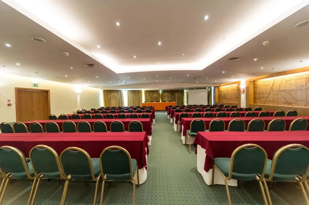 Conferences, Lusitânia, Porto