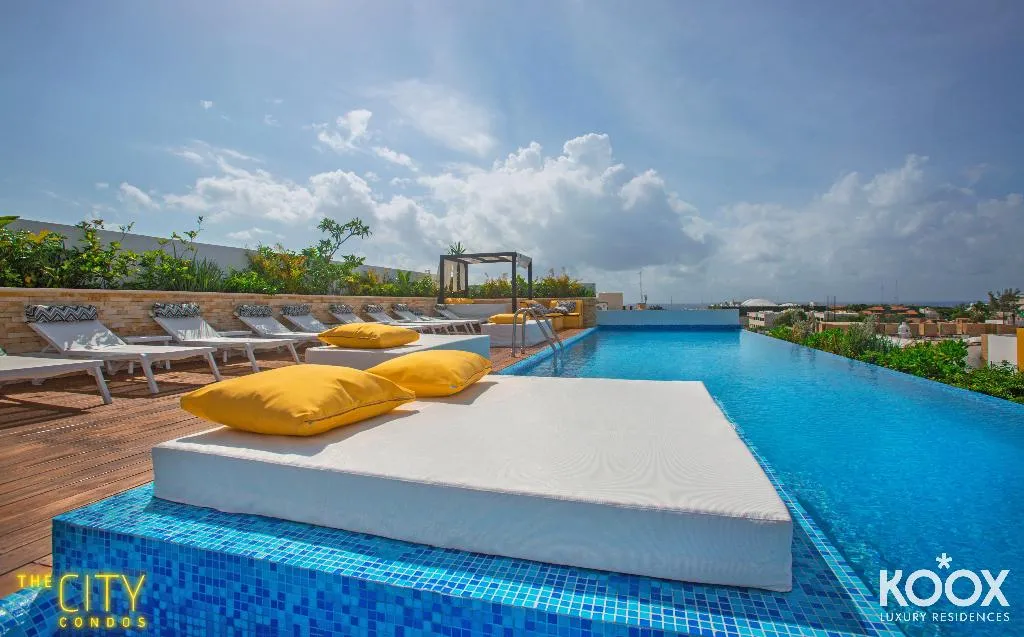 Terrace, KLR The City Condos by Sercotel, Playa Del Carmen