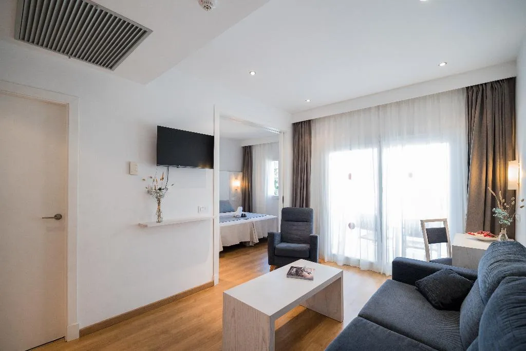 JUNIOR SUITE STANDARD Room, Sagitario Princesa Playa, Menorca