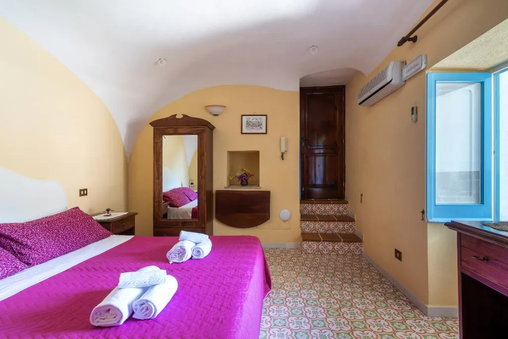 DOUBLE STANDARD Room, Villarena Relais, Naples