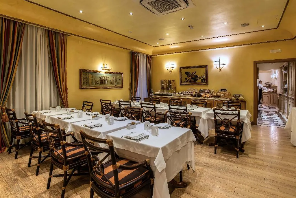 Restaurant, River Palace Hotel, Rome