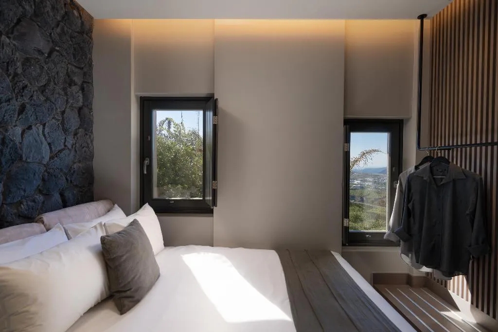 SUITE TWO BEDROOMS Room, Apikia Santorini, Santorini