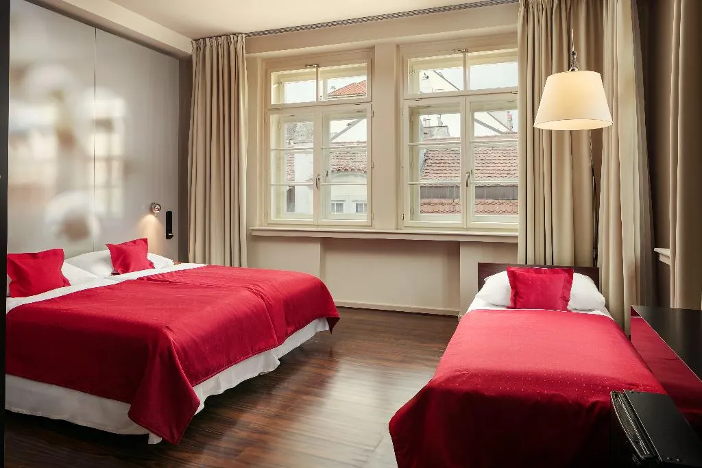 Double or Twin CAPACITY 3 Room, Perla Hotel Prague, Prague