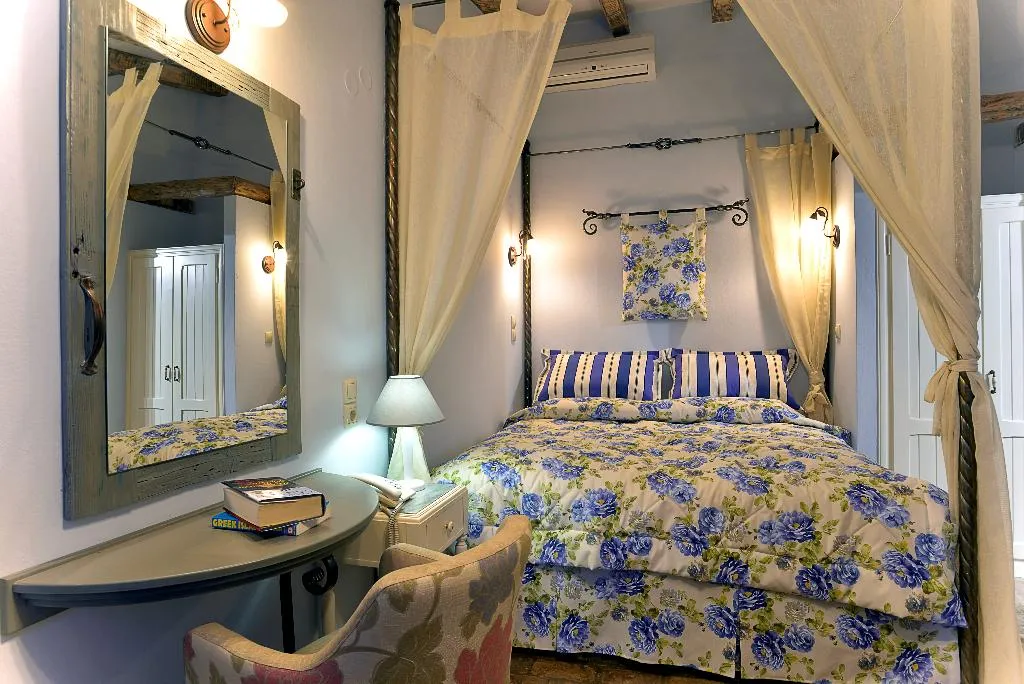 STUDIO STANDARD Room, Fundana Villas, Corfu