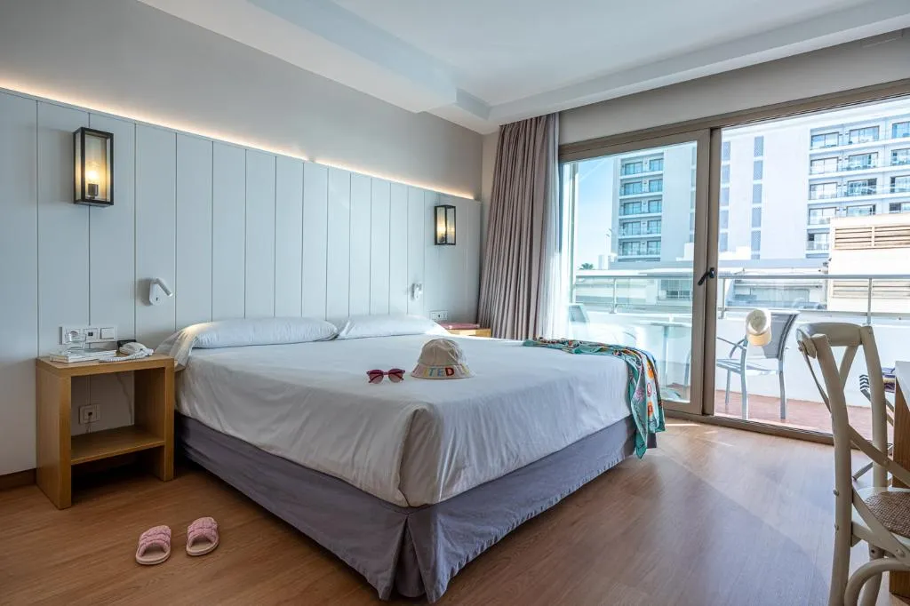 DOUBLE SINGLE USE STANDARD Room, Estival Torrequebrada, Costa Del Sol