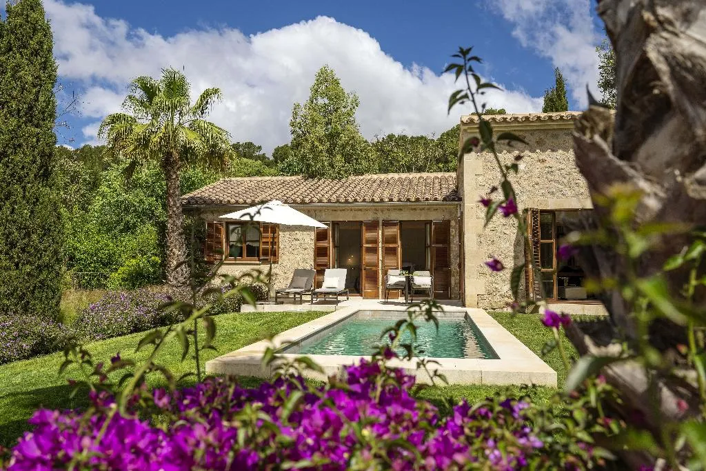 Room, Castell Son Claret, Majorca