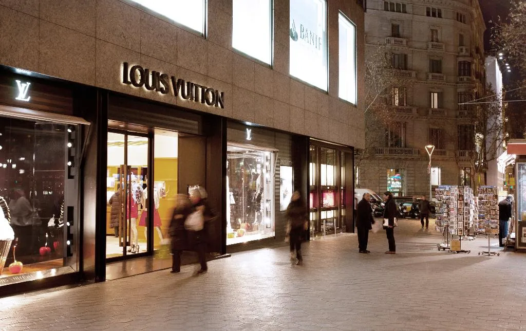 Sports and Entertainment, Onix Rambla, Barcelona