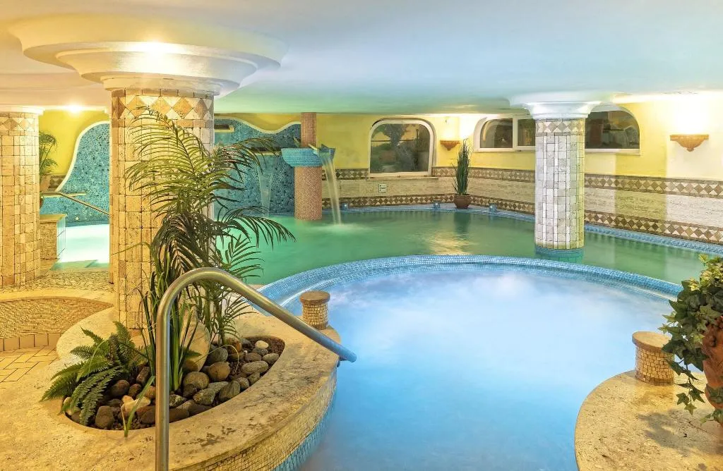 Pool, Hotel Tritone Resort & Spa, Naples