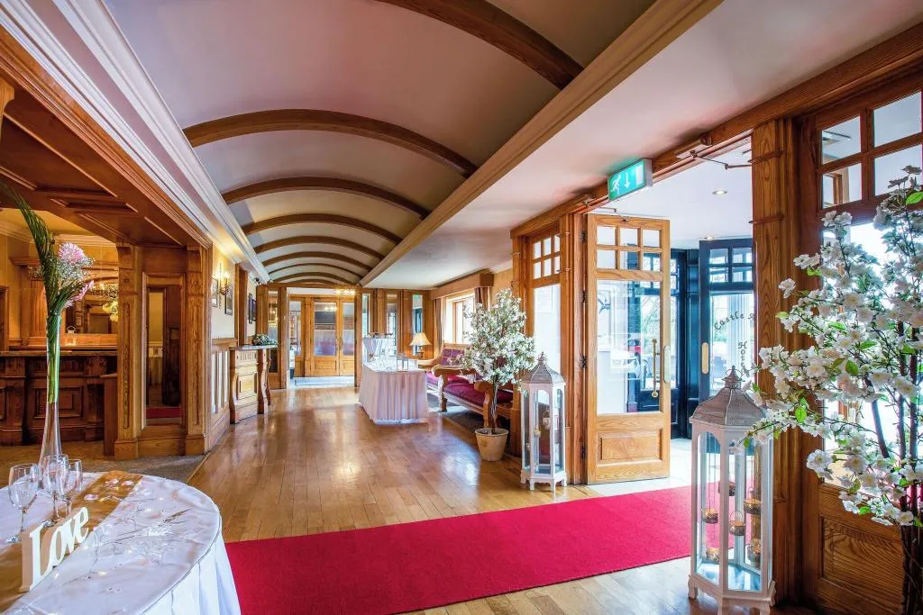Lobby, Castle Arch, Dublin