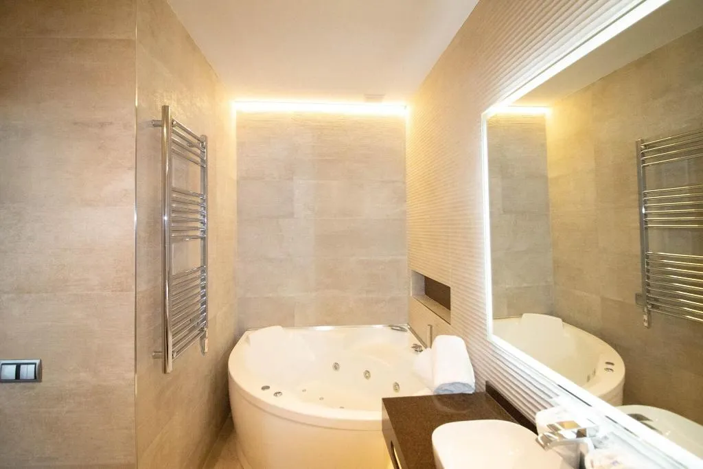 SUITE WITH DOUBLE BED Room, Avenida de España, Madrid