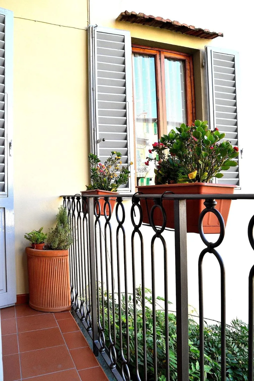 Terrace, Chez Moi, Florence