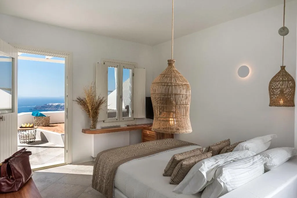 VILLA WITH JACUZZI Room, White Santorini, Santorini