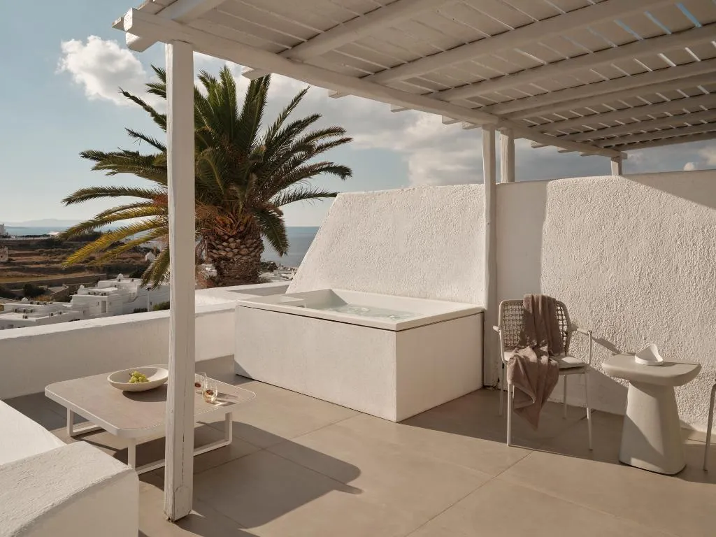 JUNIOR SUITE WITH JACUZZI Room, Andronikos, Mykonos