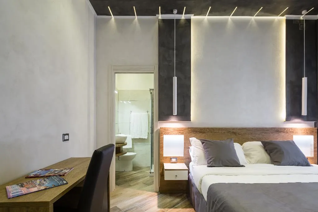 DOUBLE STANDARD Room, Hotel Bella Napoli, Naples