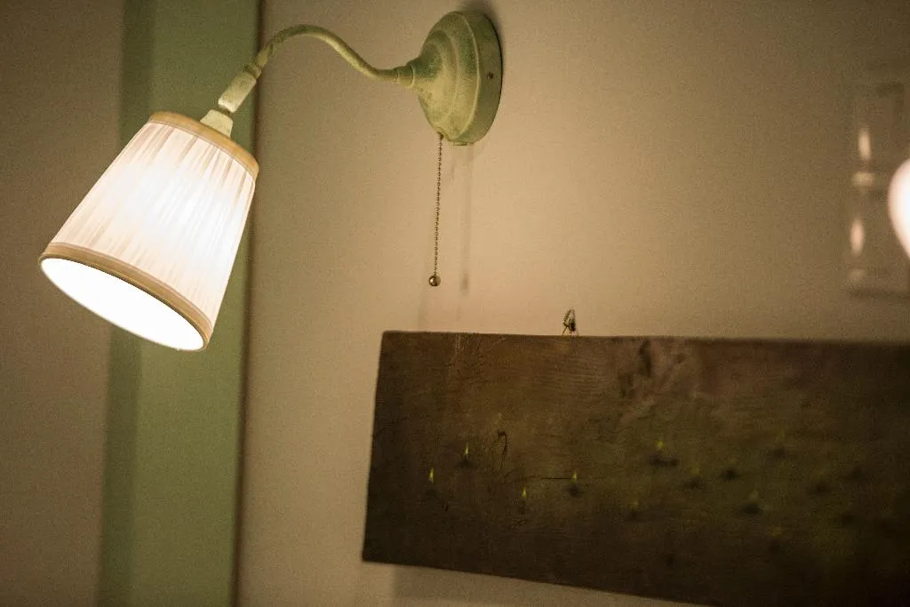 Room, Efchi Suites 1904, Rhodes