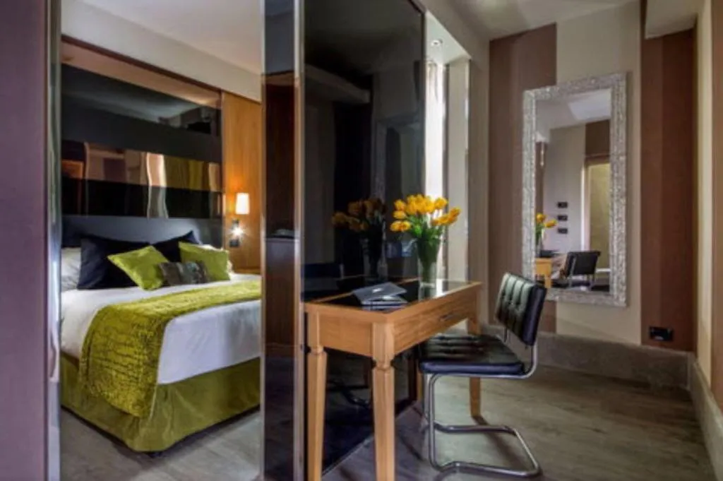 Room, Ariston, Rome