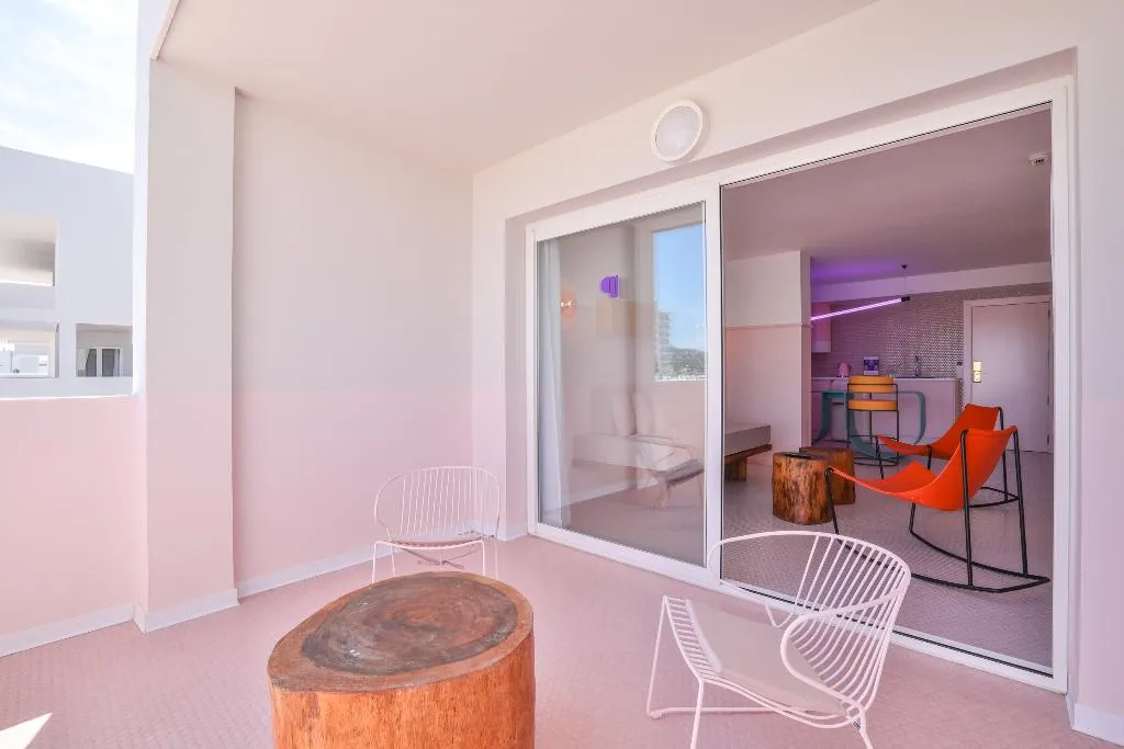 SUITE GRAND Room, Paradiso Art Hotel, Ibiza