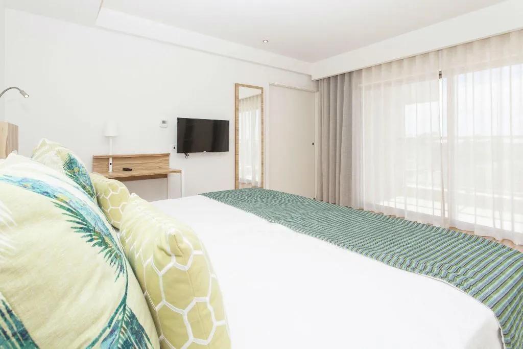APARTMENT PRESTIGE Room, Alfagar Aparthotel, Algarve