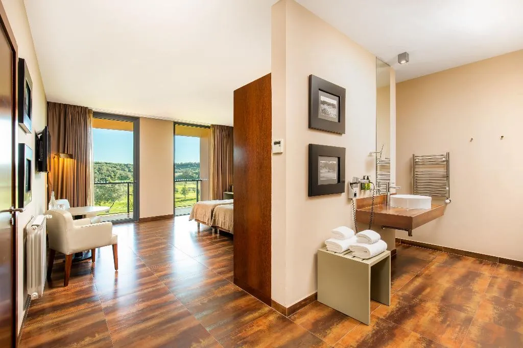 Double or Twin SUPERIOR Room, NAU Morgado Golf and Country Club, Algarve