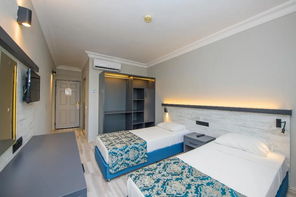DOUBLE STANDARD Room, Golden Moon, Dalaman