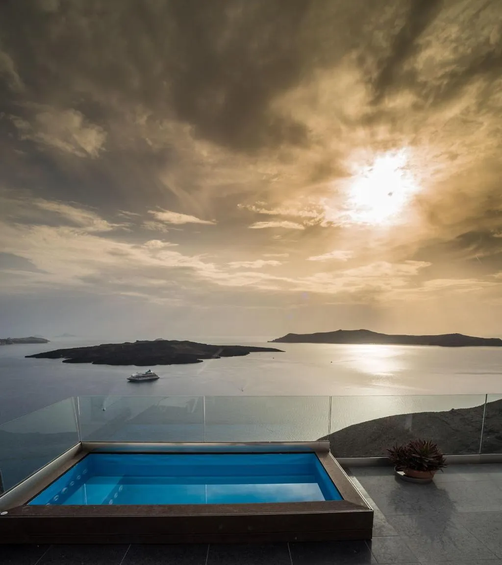 Sports and Entertainment, Kratiras View Luxury Suites, Santorini