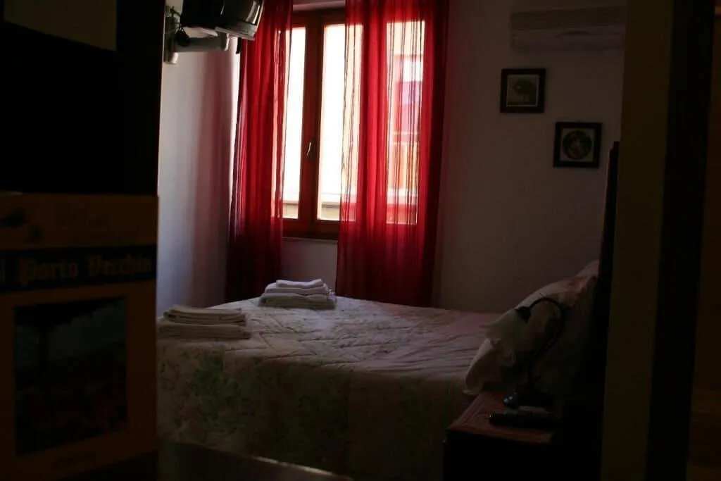 Room, B B Guest House Il Porto Vecchio, Cagliari