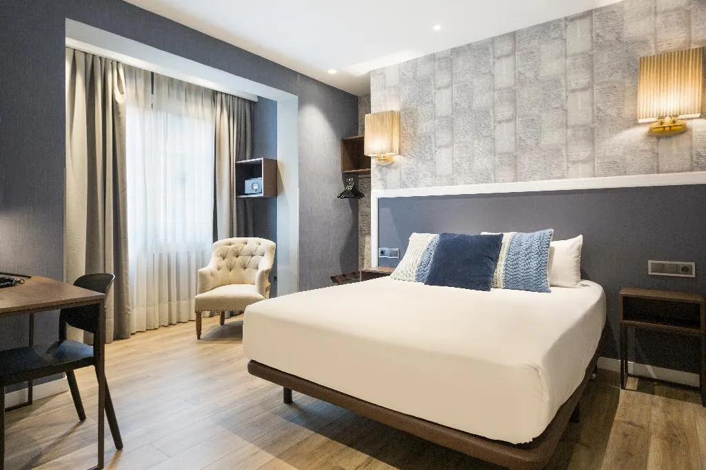 DOUBLE STANDARD Room, Acta Splendid, Barcelona